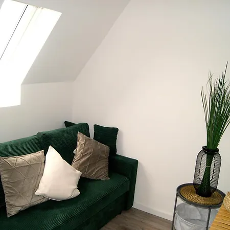 Gmbh - - 5 Personen Apartment *