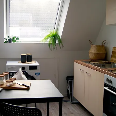 Gmbh - - 5 Personen Apartment *